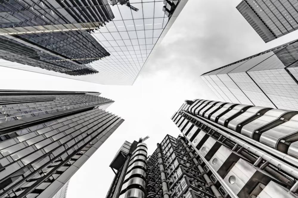 5 motivos para investir em imóveis